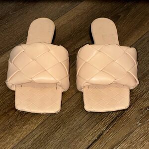 Bottega Veneta Lido Flat Sandals Neutral Intrecciato Leather Designer Slides 38
